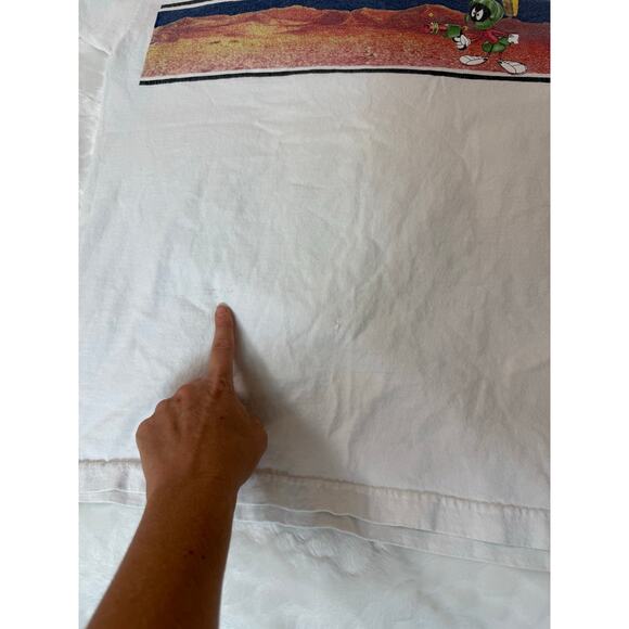 VTG 90s 1997 Looney Tunes Marvin Martian Box Graphic White T-Shirt USA M / L** - Picture 9 of 11